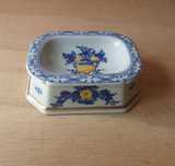 Saleiro de porcelana da Vista Alegre, coleção Viana