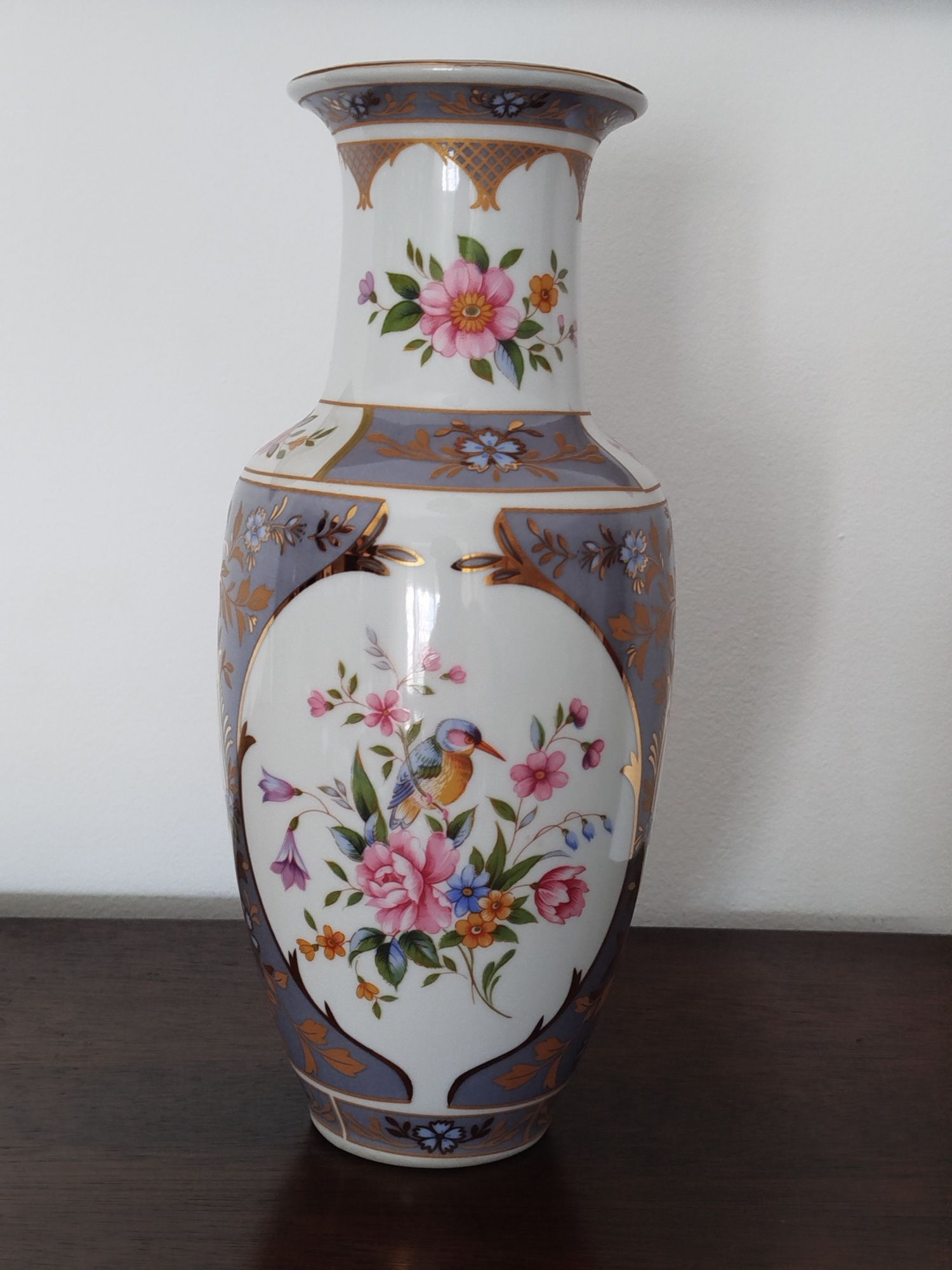 Jarra em porcelana