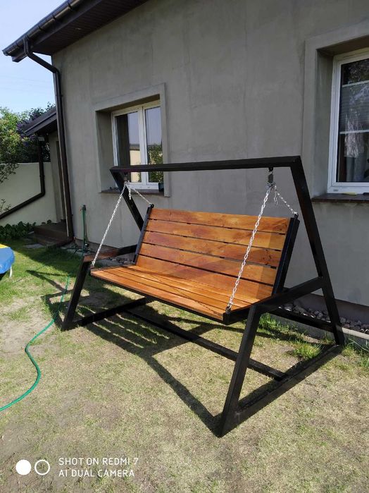 Nowoczesna huśtawka ogrodowa stalowa loft