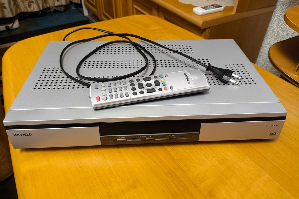 Спутниковый ресивер Topfield TF7700HSCI Тюнер Приставка Приемник