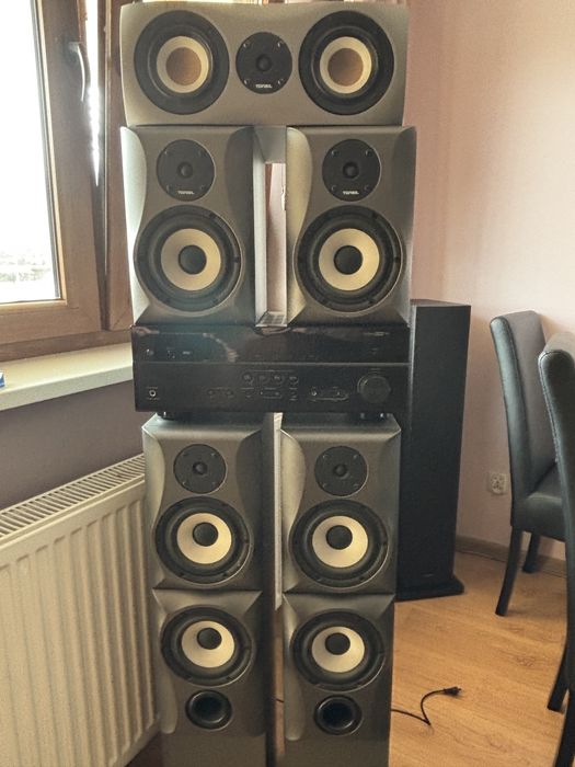 Amplituner z glosnikami