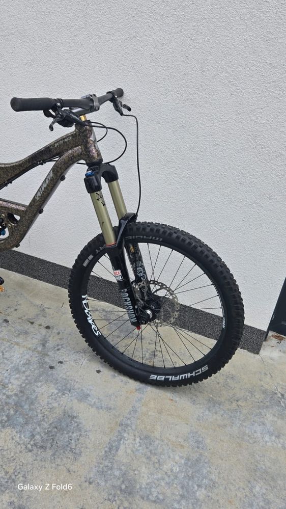 Specialized demo 8