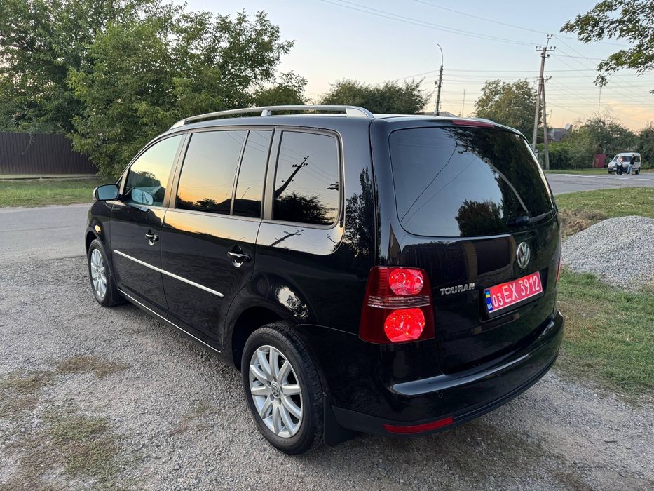 Фольксваген тоуран