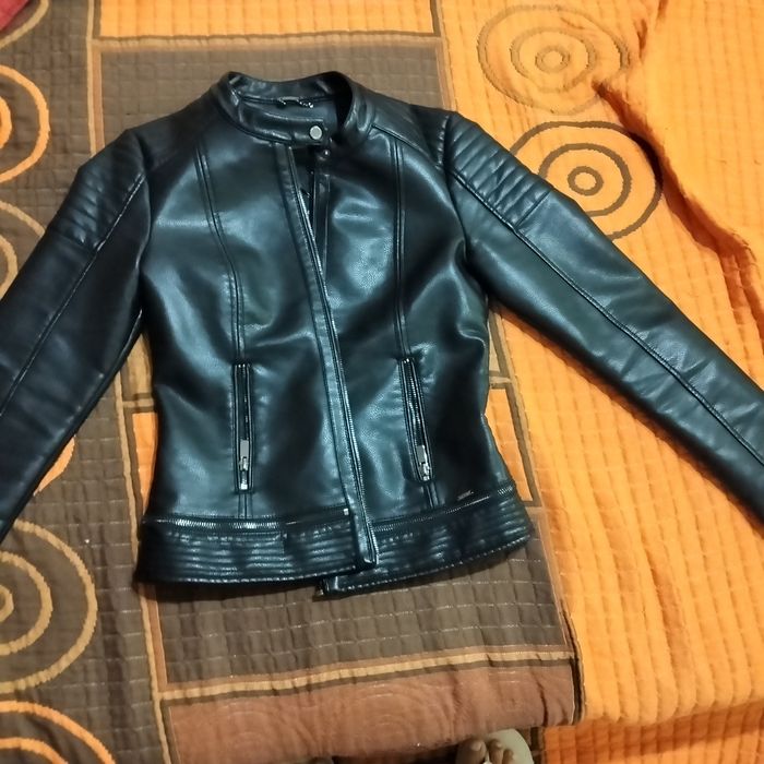 Casaco cabedal preto