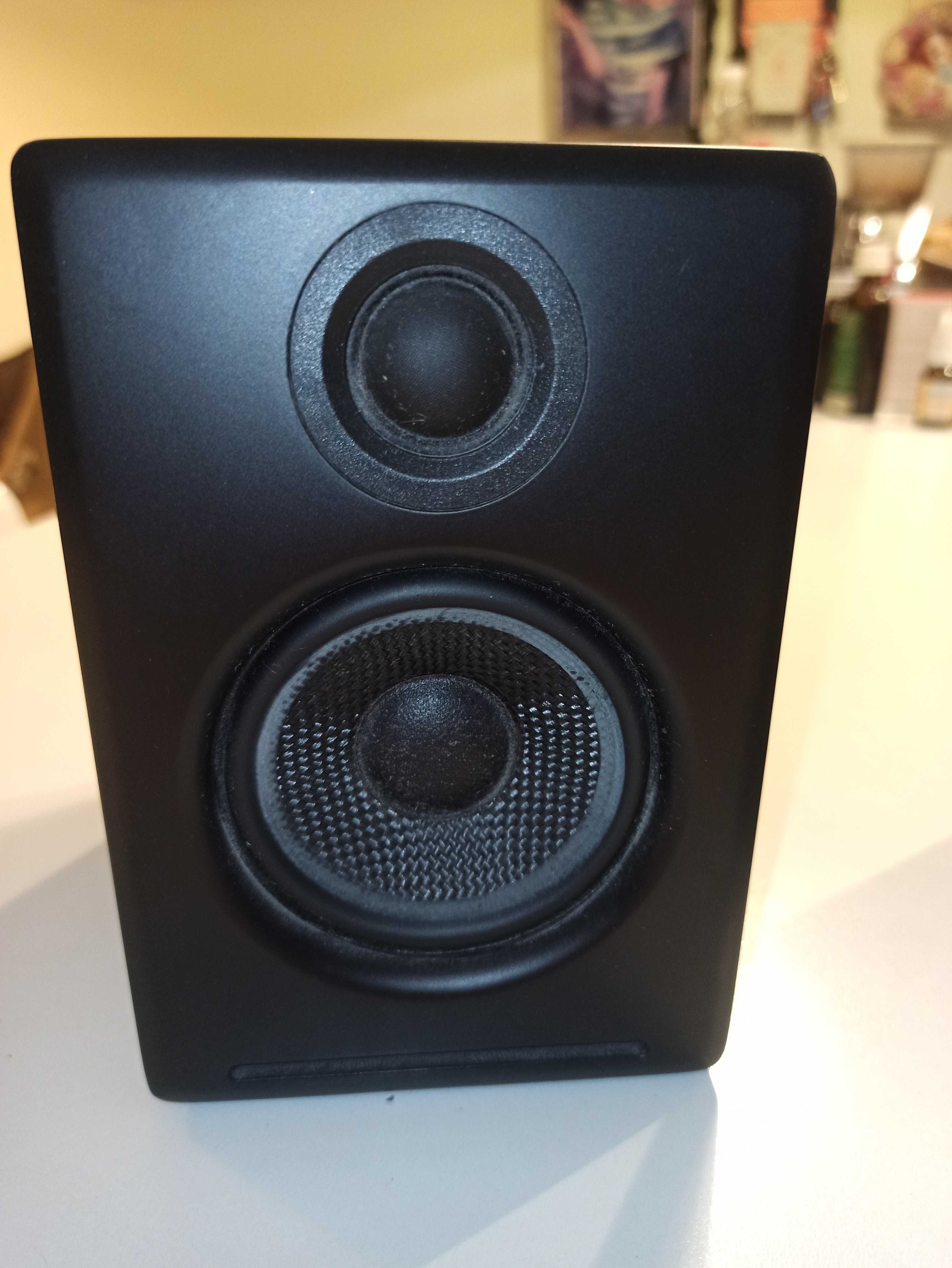 Super głośniki Audioengine A2 typu desktop