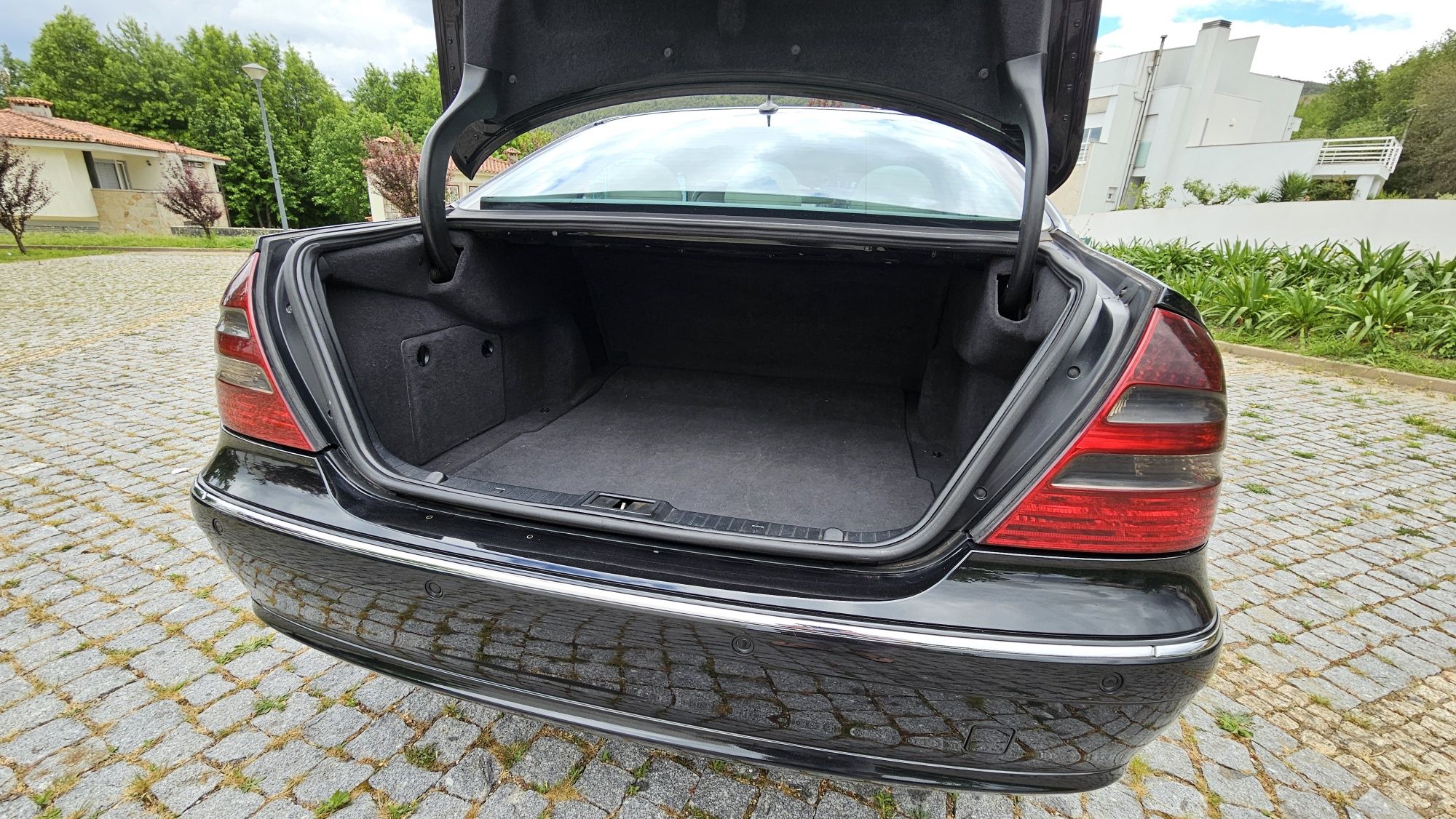 Mercedes-Benz E 270 270 Cdi (211 016)