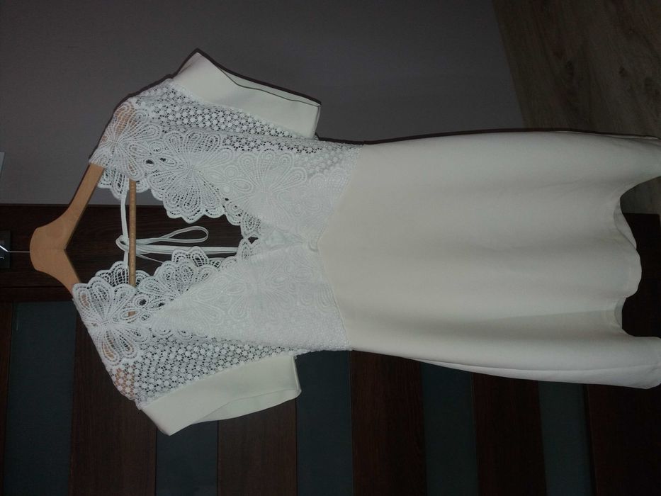 Sukienka S śmietankowo-biała super np. na komunie