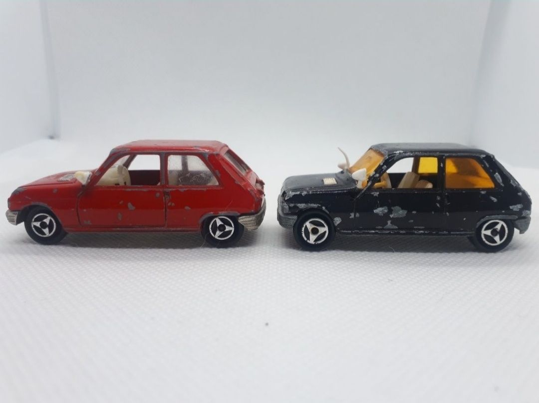 Renault 5 no. 113 + no. 257 Majorette