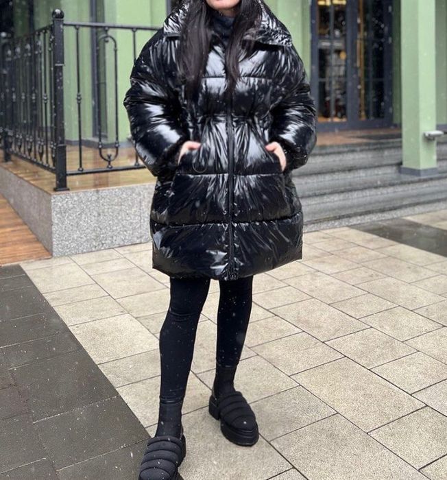 Пуховик жіночий Hugo Boss (оверсайз модель)