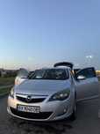 Продам Opel Astra J 2011