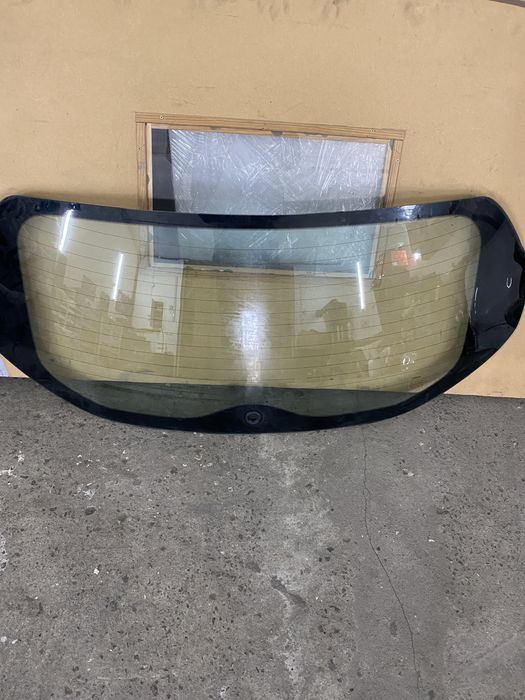 Заднє скло nissan qashqai j11.