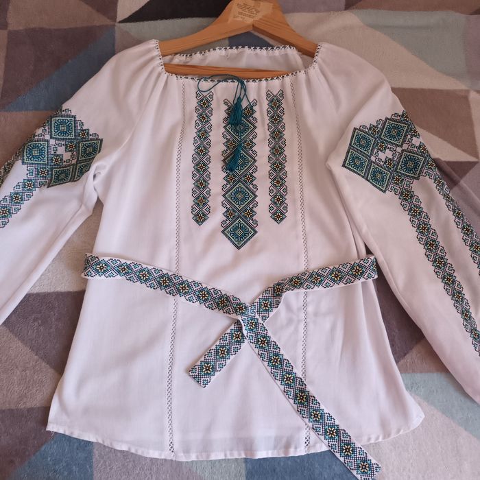 Вишиванки  жіночі ,чоловіч, дитячіі   оренда( прокат)