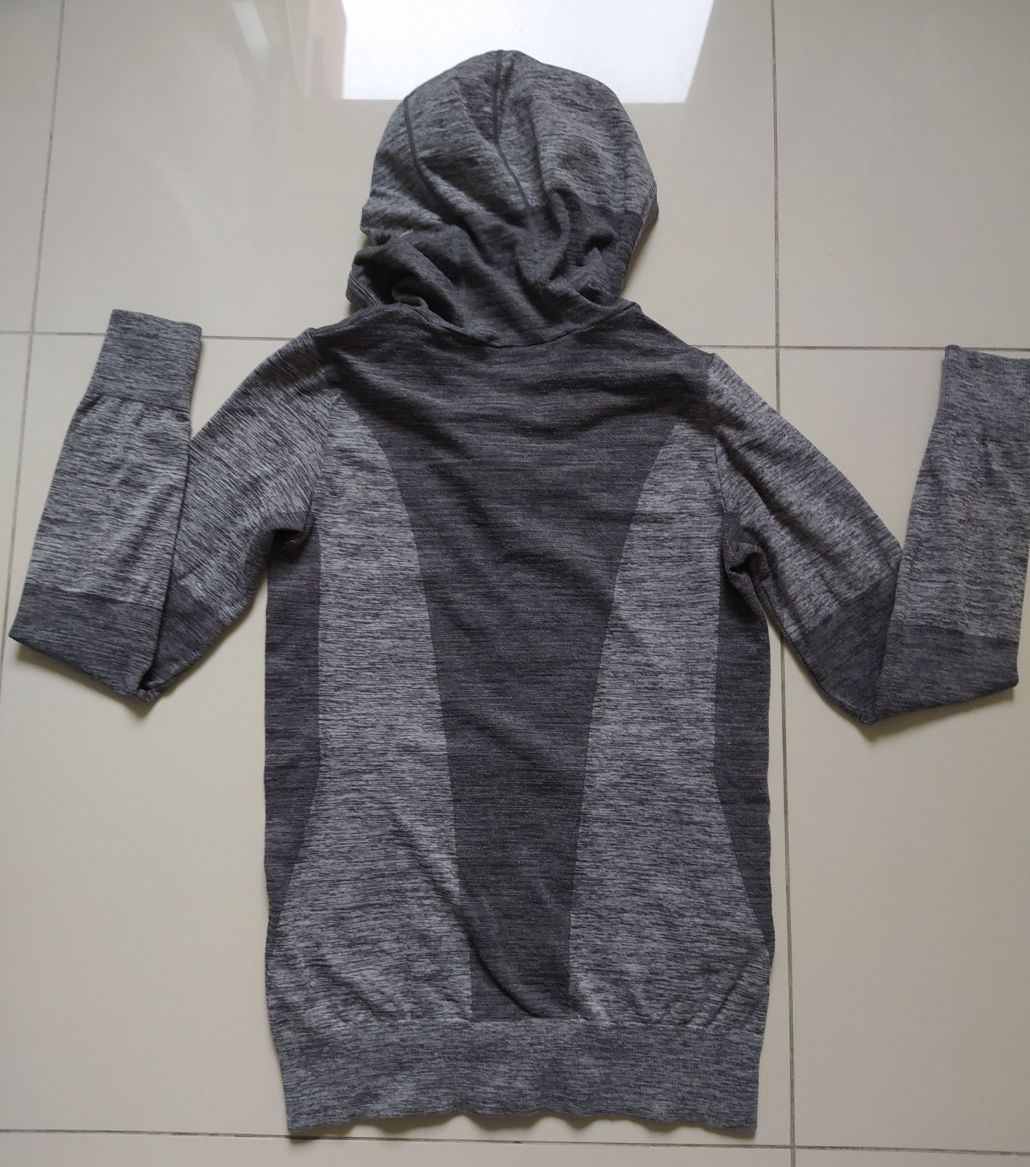 Bluza sportowa chłopięca H&M sport r xs