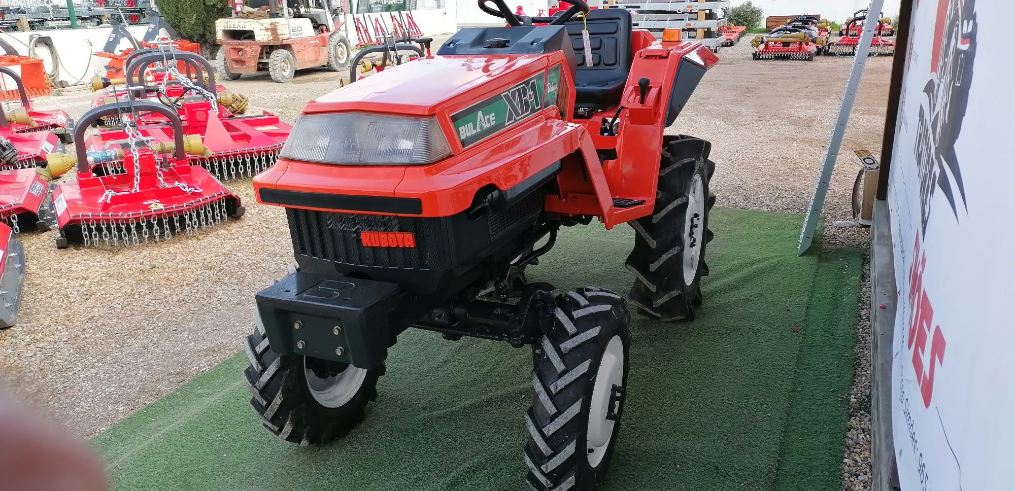 KUBOTA XB-1 /4X4 /3 cilindros 16cv/frese