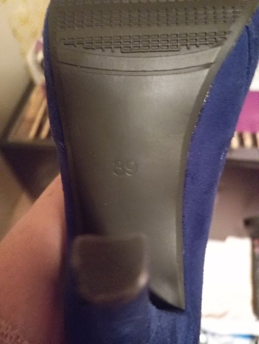 Сапоги женские, замшевые. НОВЫЕ. Размер. 38-39.