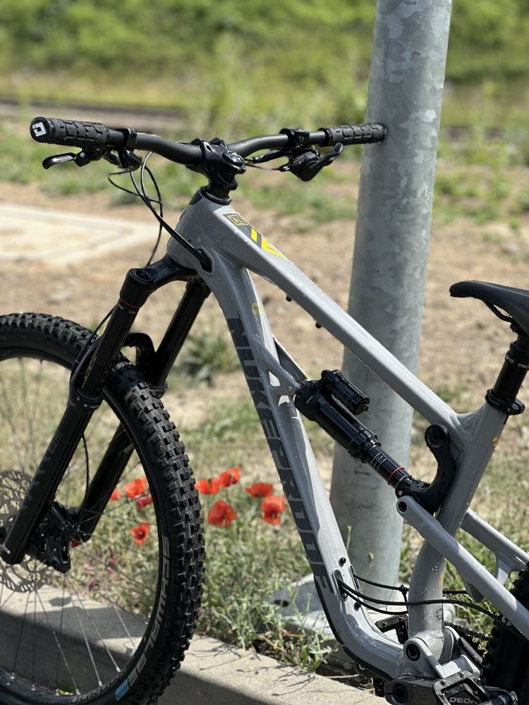 Nukeproof mega 275 comp 2021 27,5 Conrete Grey M