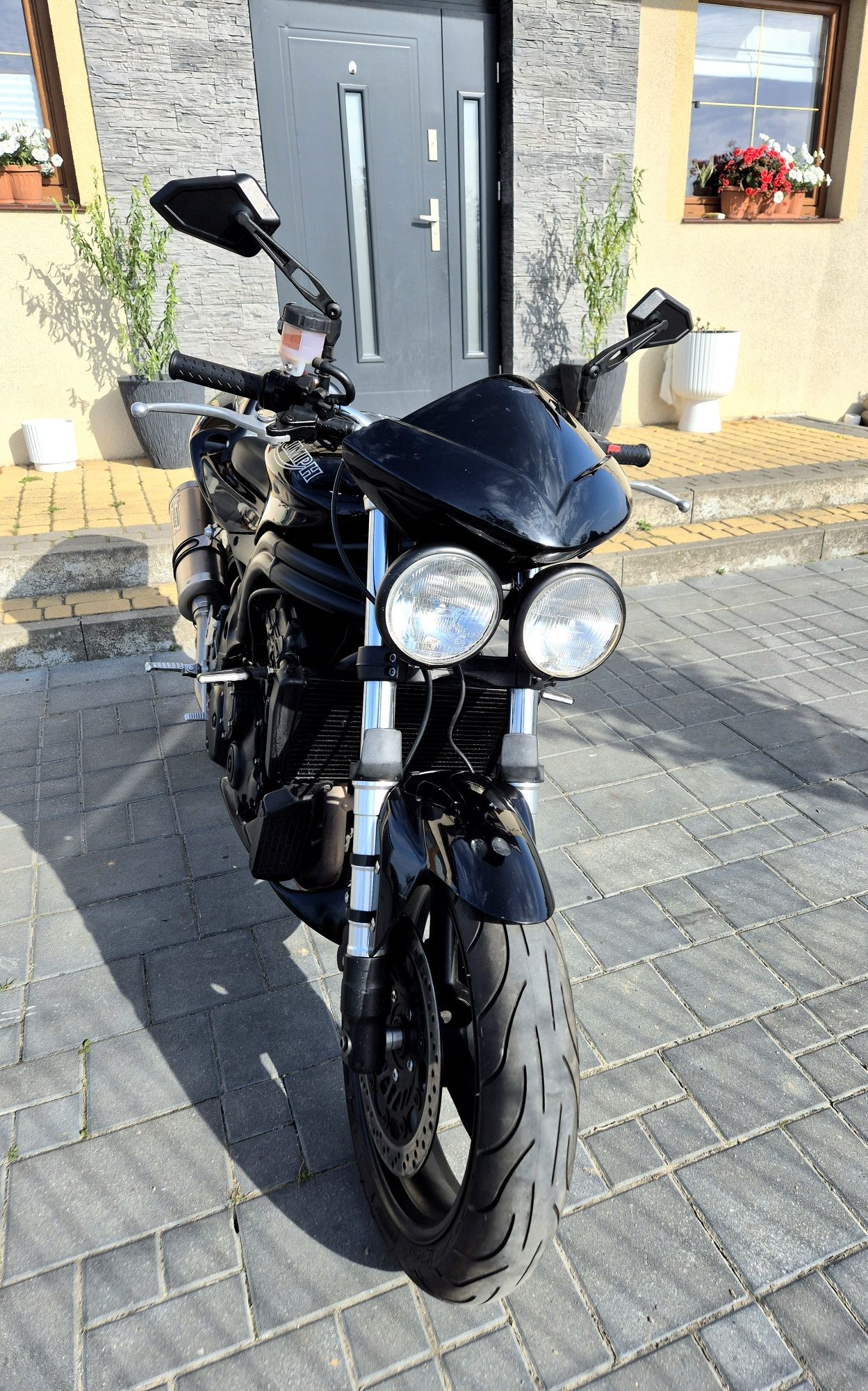 Triumph Speed Triple 955i z 2003 roku, zarejestrowany w Polsce