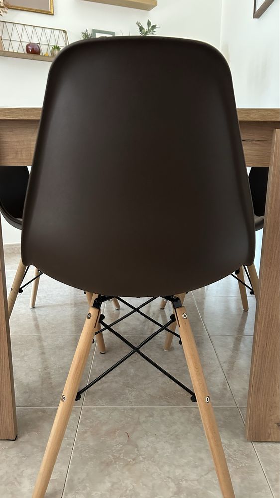 Cadeiras mesa jantar com pouco uso