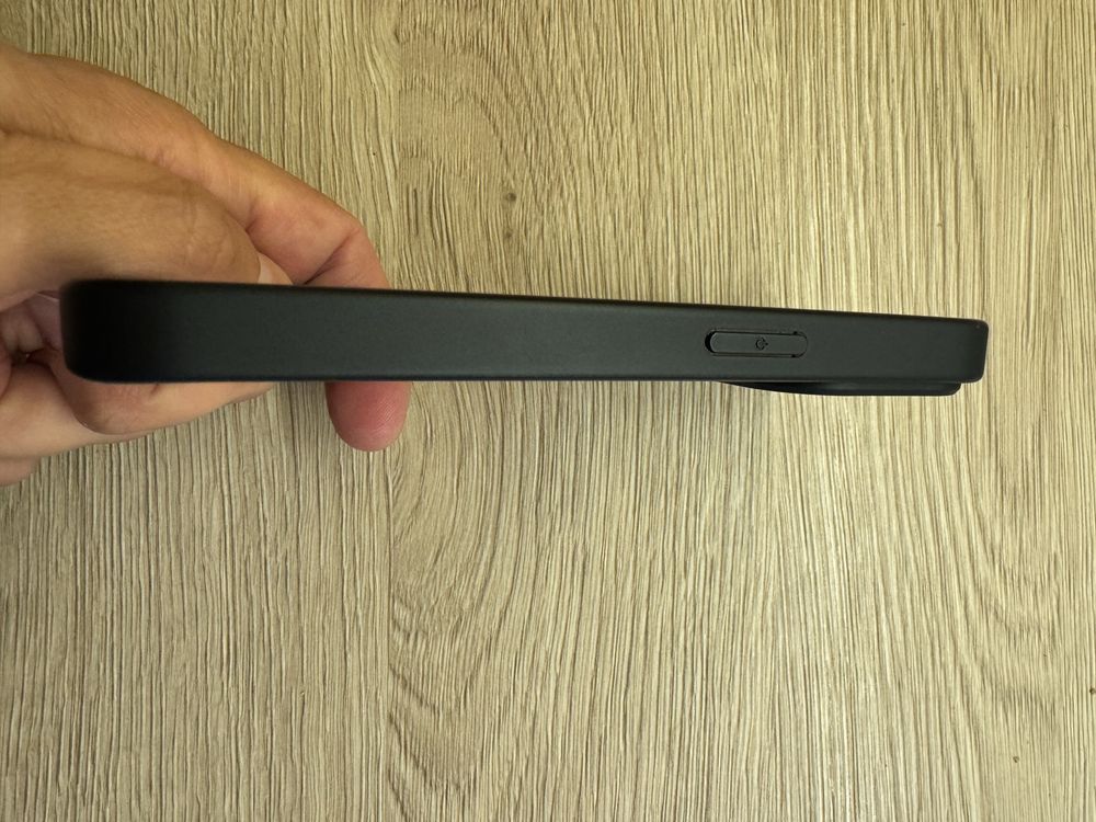 Etui Spigen Ultra Hybrid Mag Magsafe do iPhone 15 pro czarny matowy