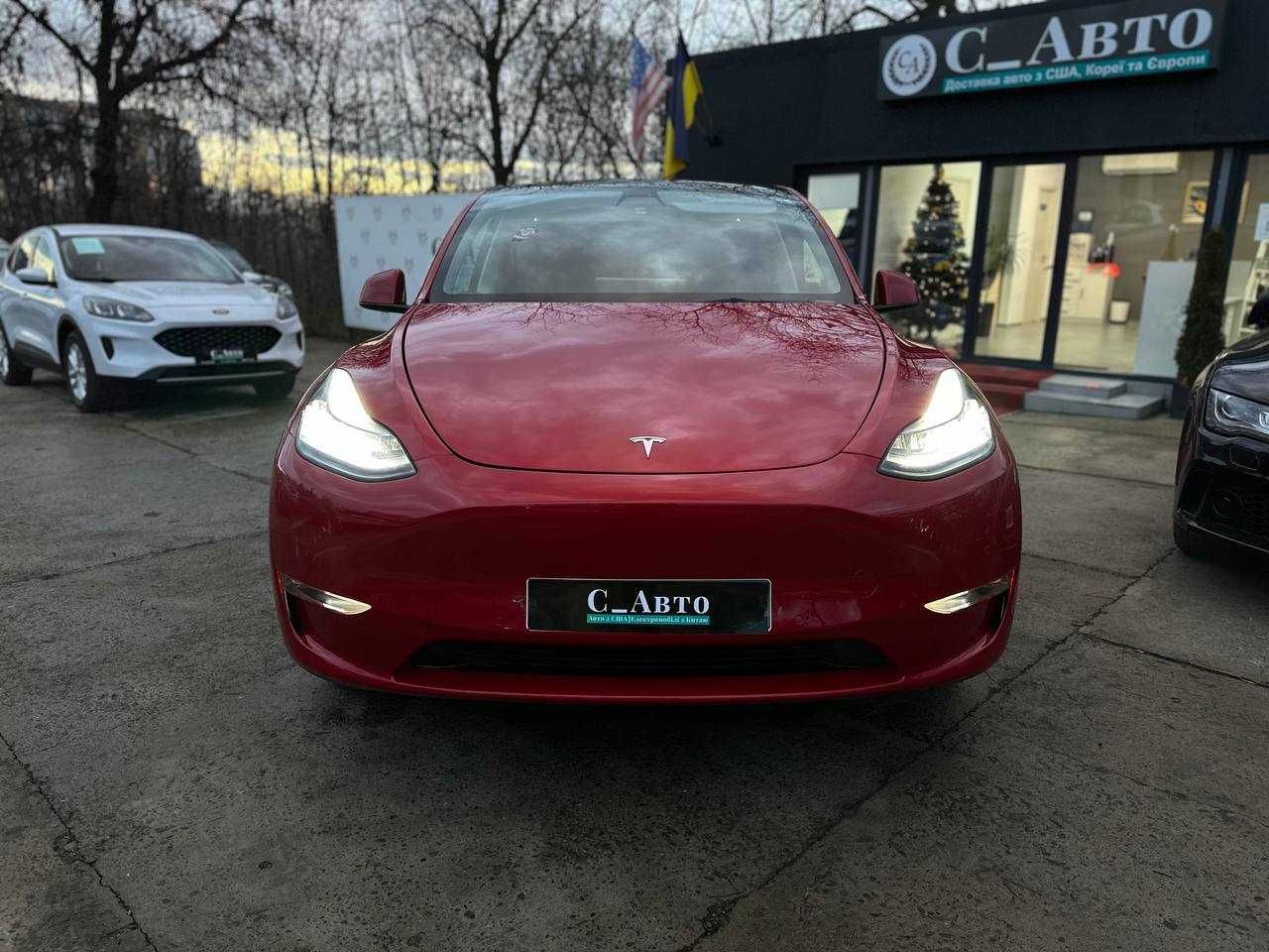 Tesla Model Y купити за 730 дол/міс