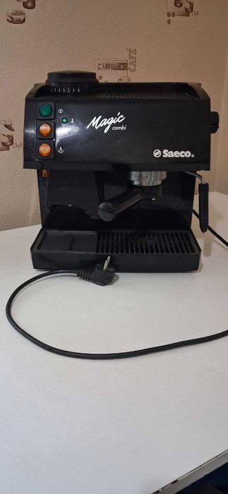 Кофемашина Saeco Magic combi