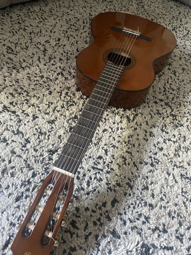 Yamaha CS-40 – gitara klasyczna 3/4 + futerał