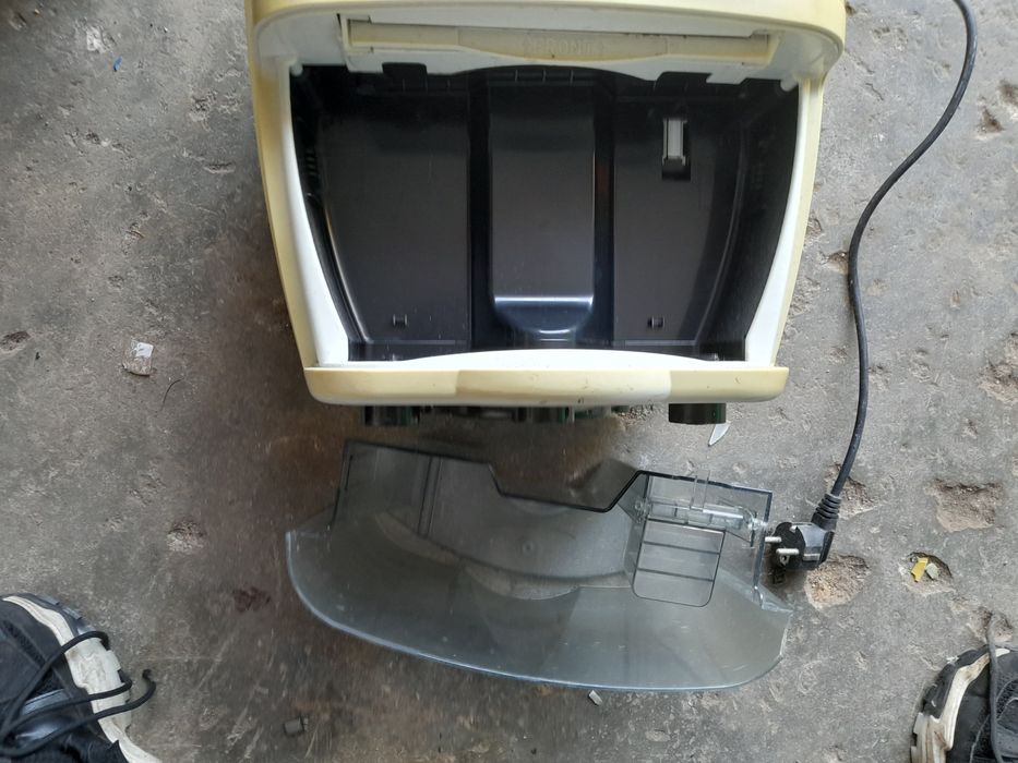 máquina elétrica de apanhar humidades