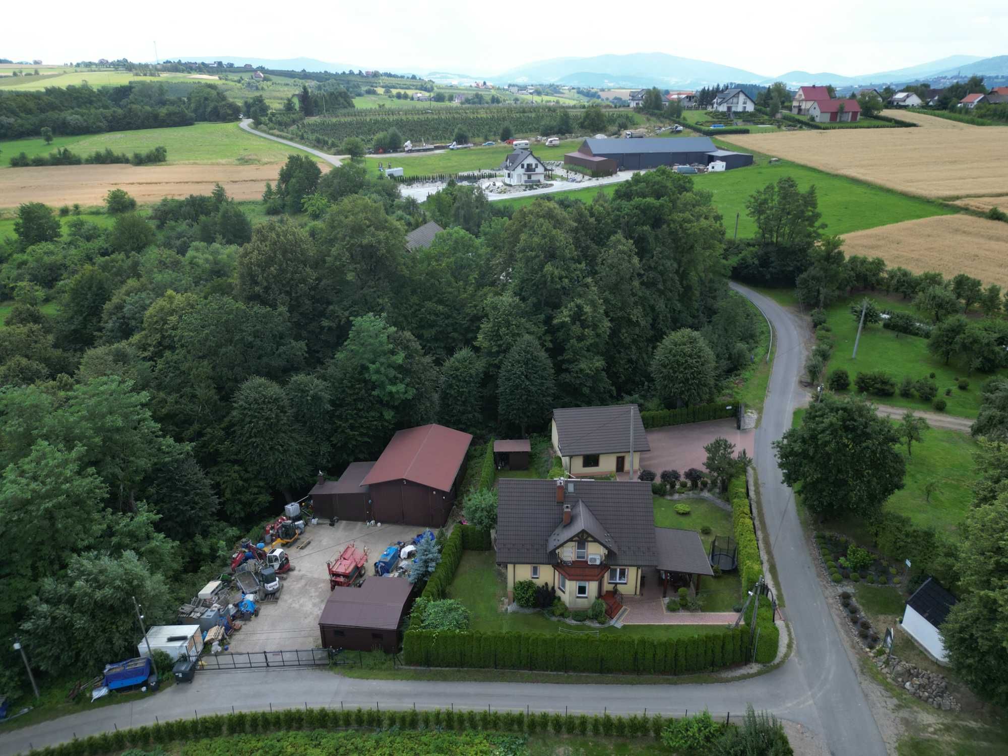 Dom w Żerosławicach w pełni wyposażony do zamieszkania 144m2 21arów