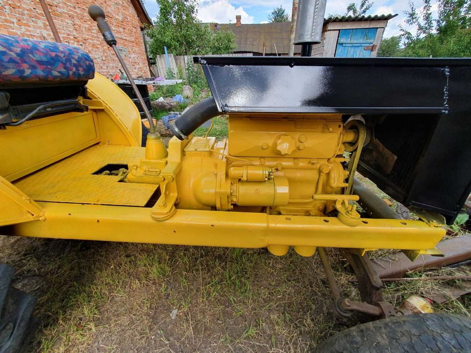 Продам  Трактора