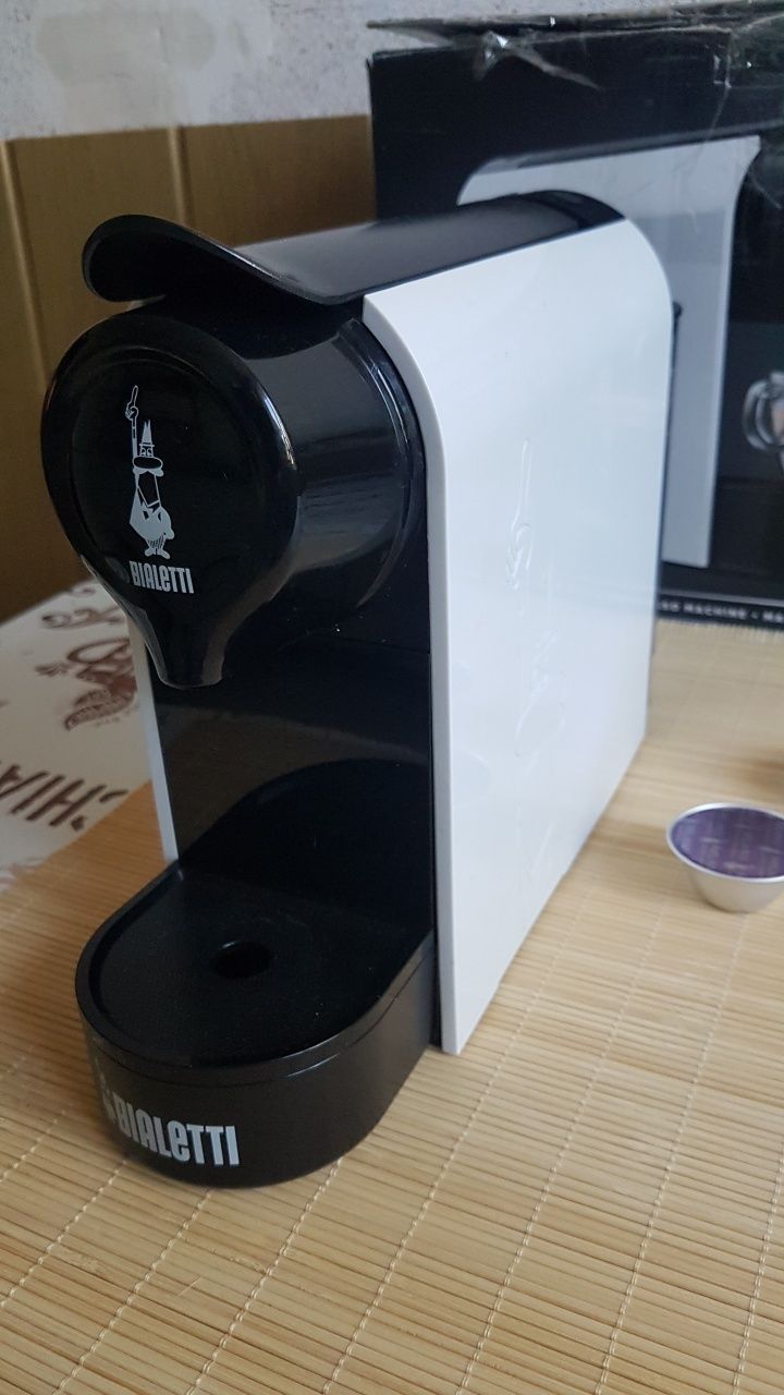 Капсульна кавоварка Bialetti CF90 GIOIA