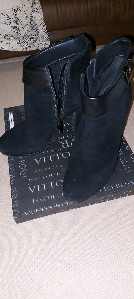 Ботинки фирмы Vito Rossi