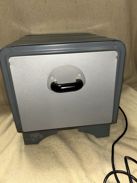 Духовка з протвінями