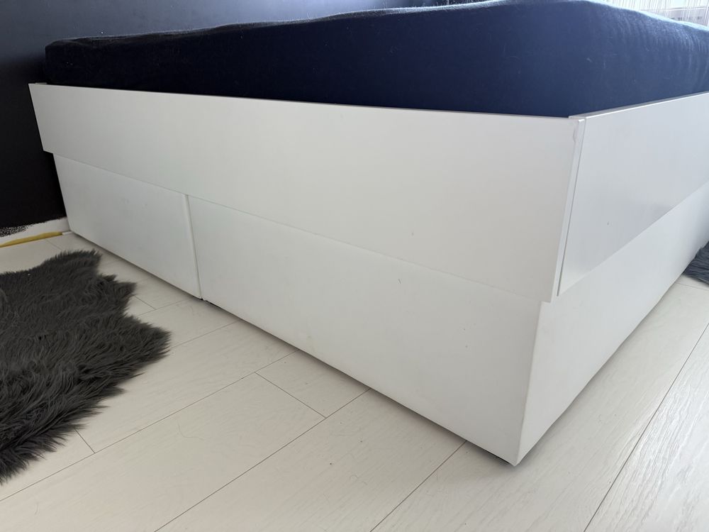 Łóżko kontynentalne 160x200 białe LED