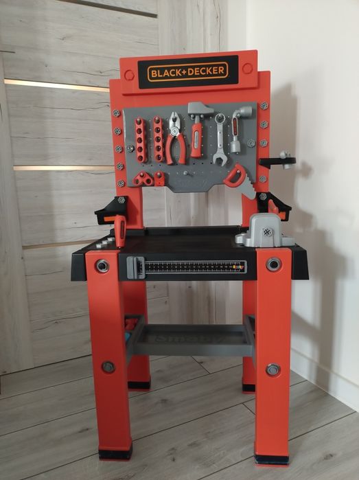 Stolik narzędziowy Black Decker