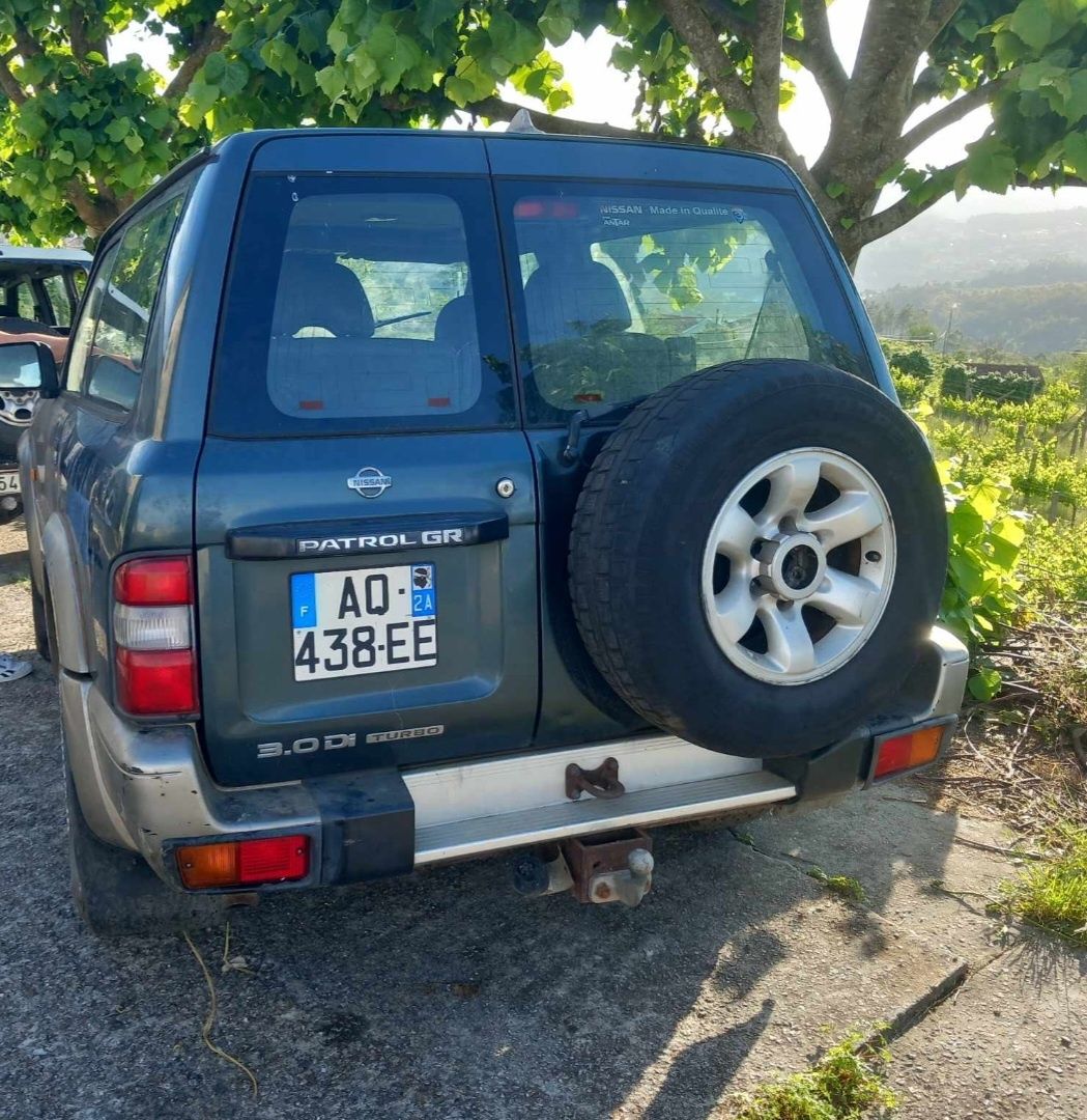 Nissan patrol gr y61