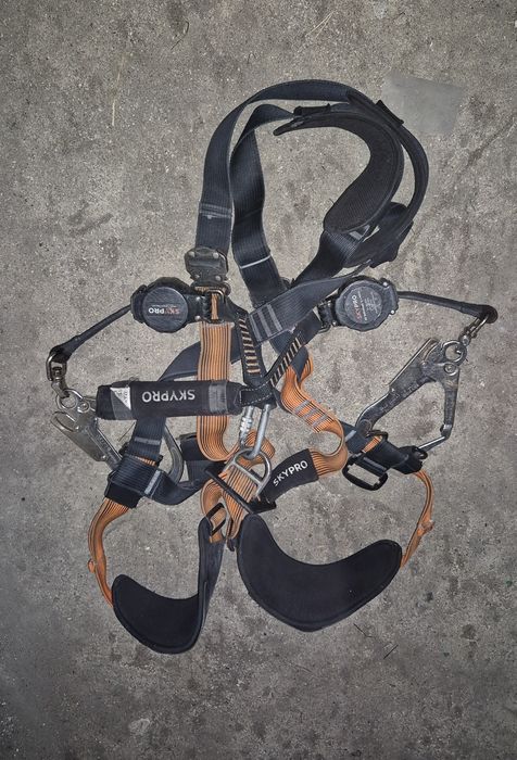 Szelki bezpieczeństwa na rusztowania