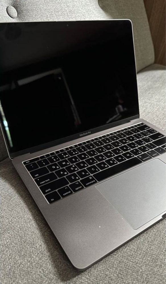 MacBook Pro 2017 13/RAM 8/SSD 128