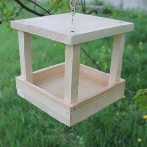 Годівничка для птахів