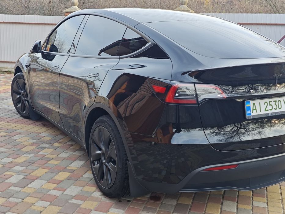 Tesla Model Y 2024р. 7 місць Продажа-Обмін