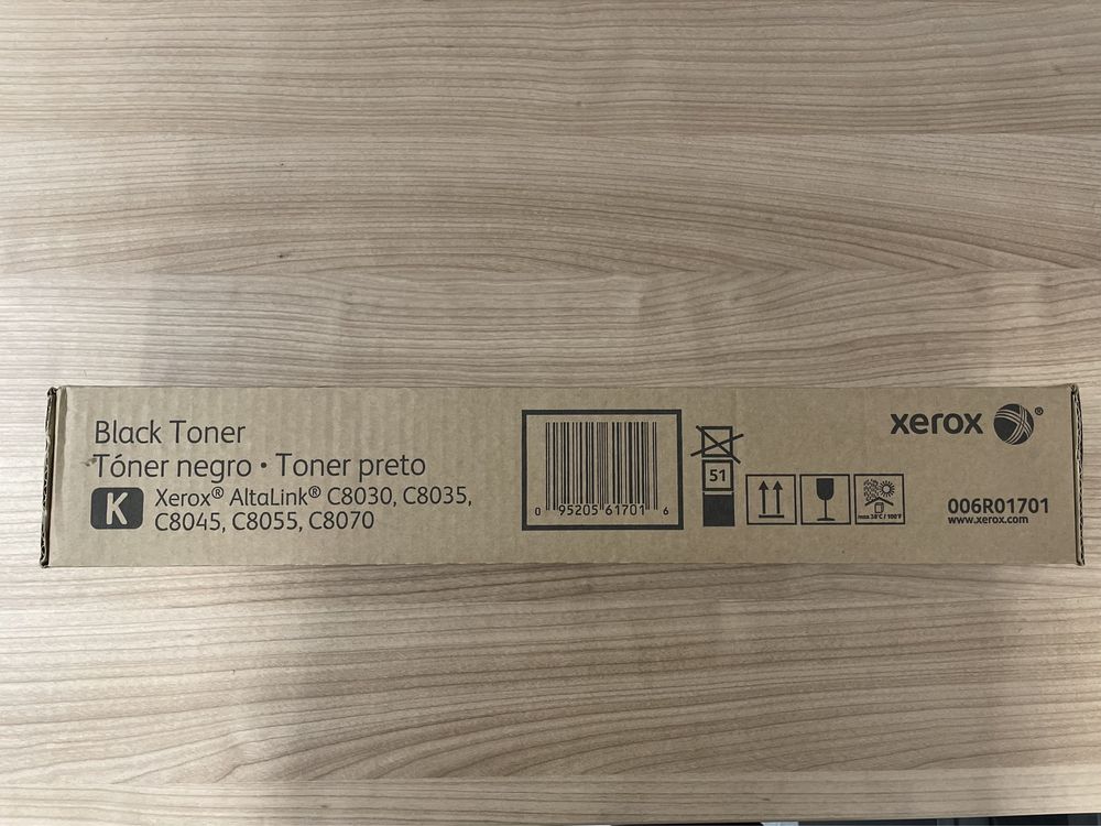 Sprzedam Czarny toner Xerox