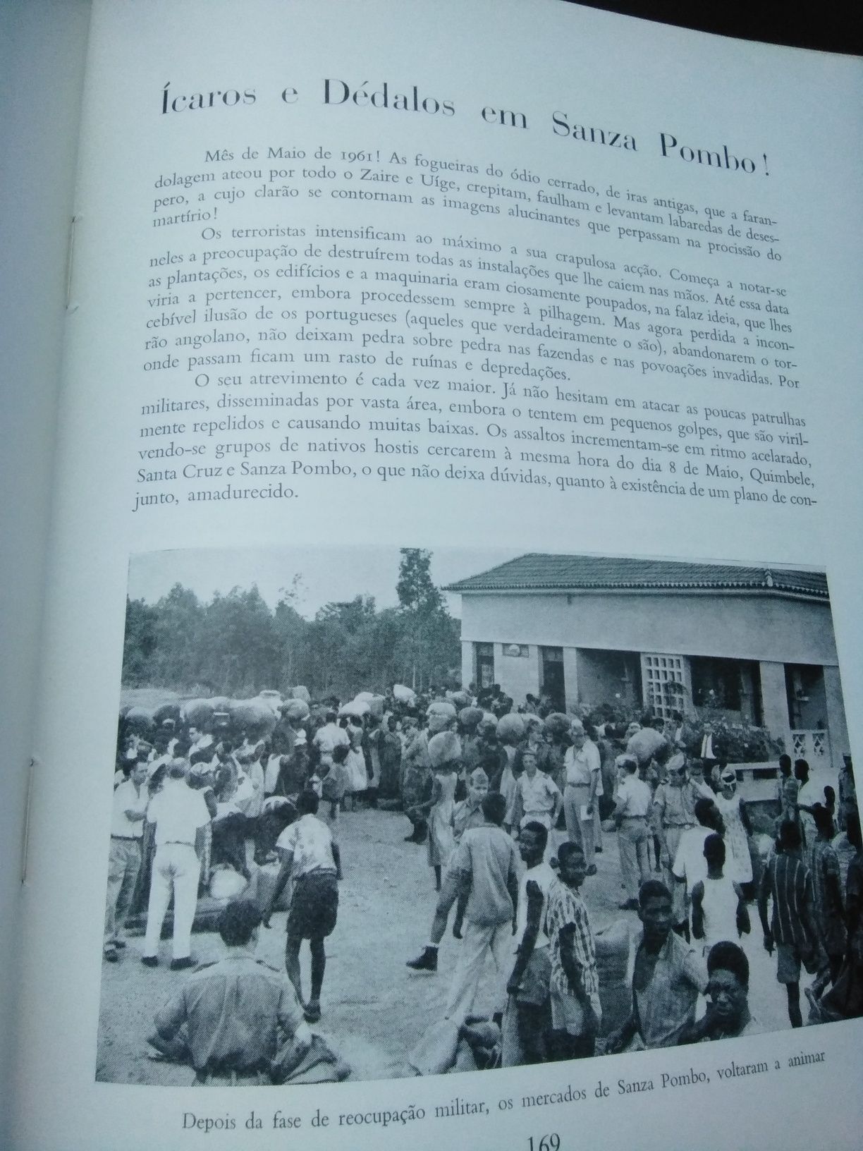 Livro da força aérea em angola