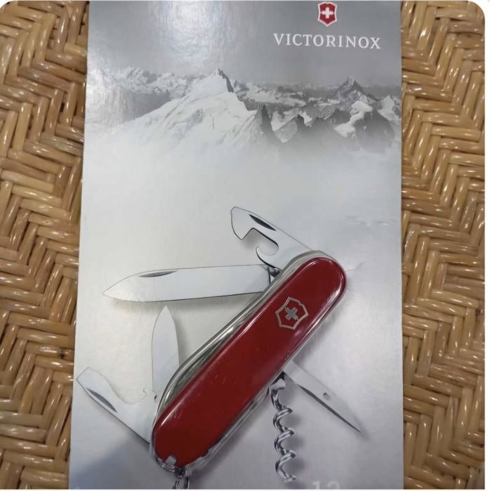 Складний ніж Victorinox SPARTAN
