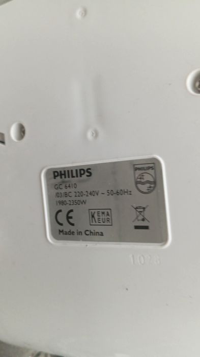 Żelazko ze stacja parową philips