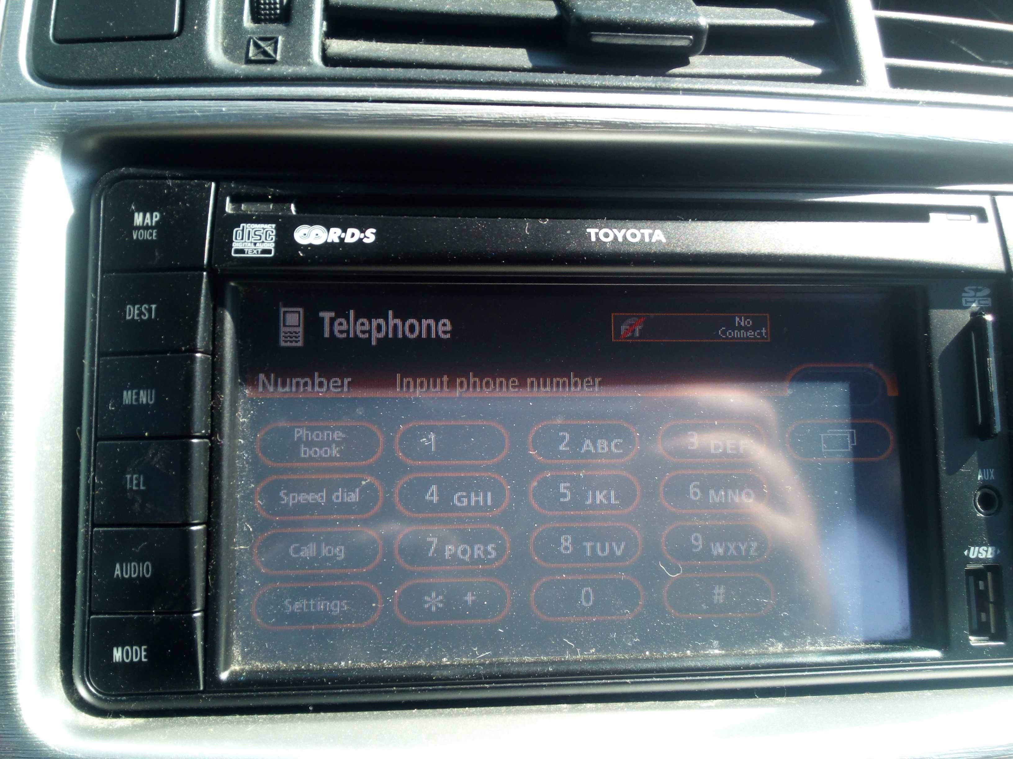 Toyota Verso 09-18 radio ramka nawigacja