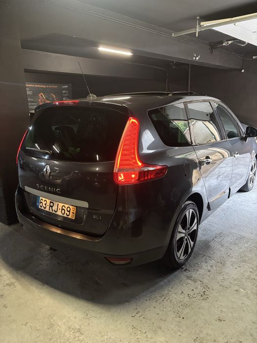 Renault GrandScenic 1.6 dci 130cv BoseEdition 7Lug.