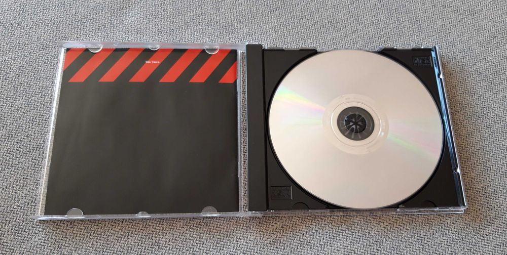 CD de música "How to dismantle an atomic bomb"