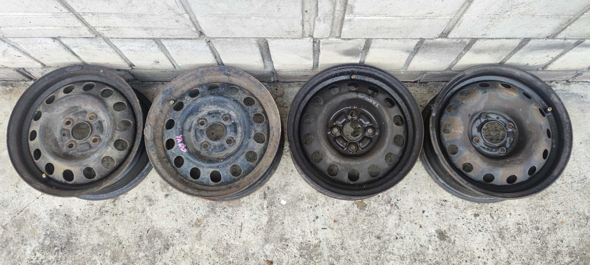 Felgi Stalowe Stalówki 13" 13 4x100 5,5Jx13H2 ET39 Renault