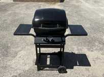 Barbecue a gas.