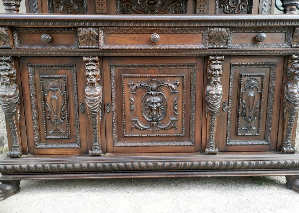 *Kunsztowny kredens, neorenesans włoski, antyk* transport