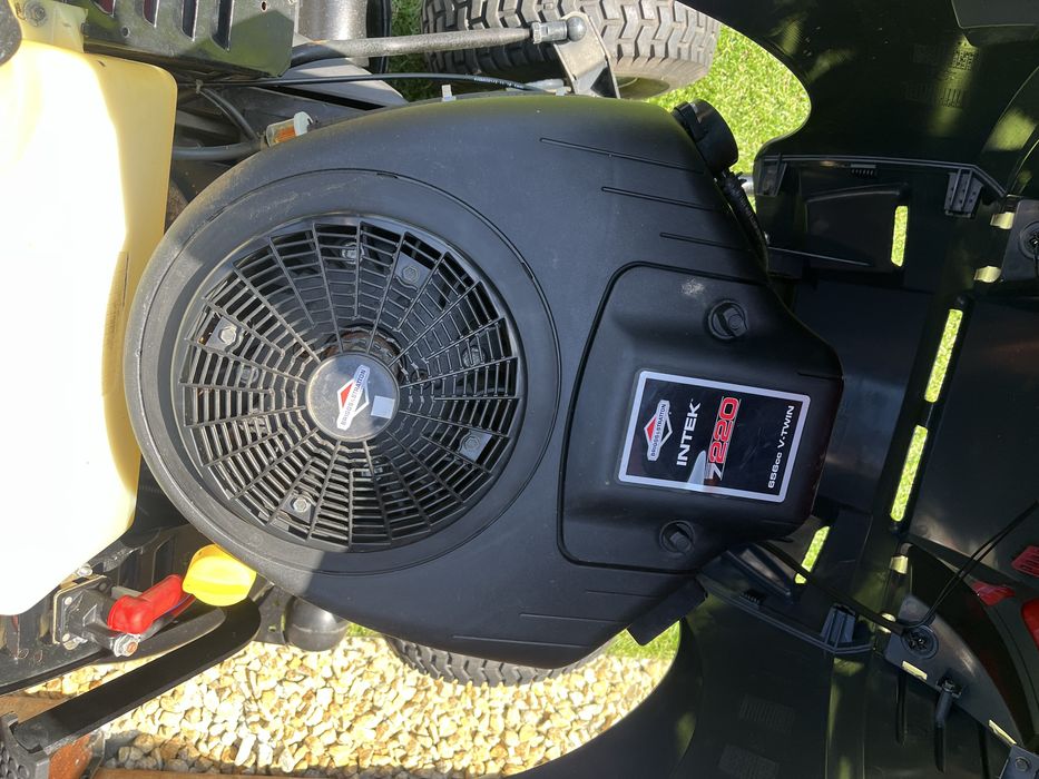 Traktorek kosiarka Castelgarden Hydro V-ka 22 km 122cm